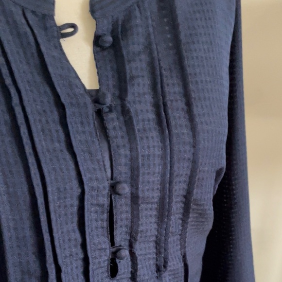 Navy blue mini check covered button blouse mandarin collar - Picture 2 of 12